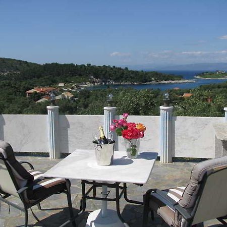 Paco'S Resort Gaios Eksteriør billede