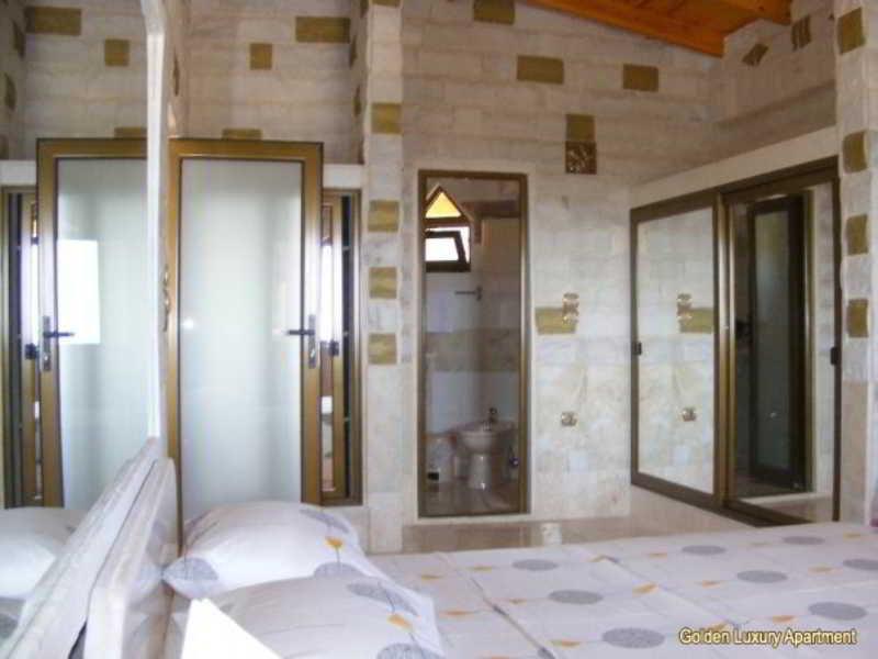 Paco'S Resort Gaios Eksteriør billede
